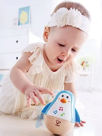 HAPE Игрушка - неваляшка Пингвин музыкальный