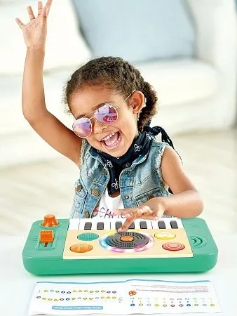 HAPE Синтезатор со звуком и светом