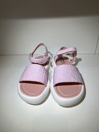 №21 Туфли открытые