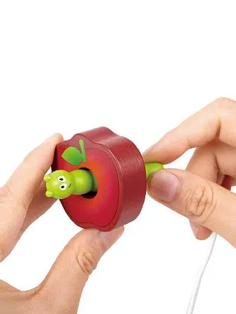 HAPE Игрушка деревянная шнуровка для детей &quot;Веселые гусеницы&quot; (14 предметов - шнурки и фрукты)