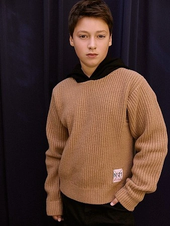 №21 Свитер