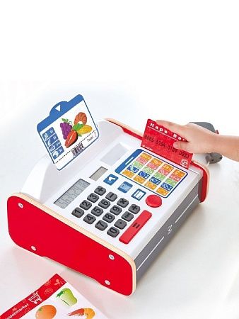 HAPE Детская игрушечная деревянная касса с набором наклеек, калькулятором, светом и звуком